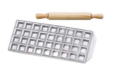 Imperia 36 raviolis mould - 3,4 x 3,4 cm + rolling pin