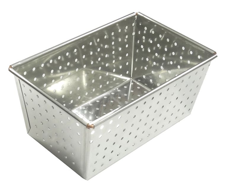 GOBEL Tin plate perforated bread pan - 160 x 100 mm ext / 140 x 80 mm int - h70 mm