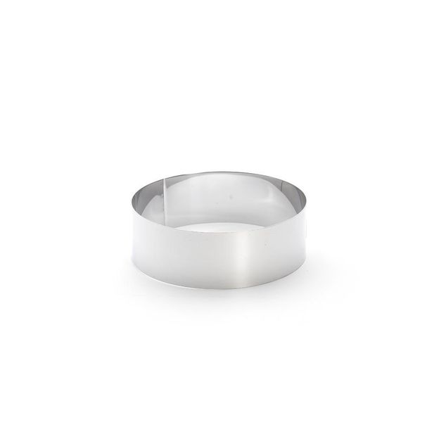 St. Steel Round Ring Dia:18 Cm Ht 6 Cm