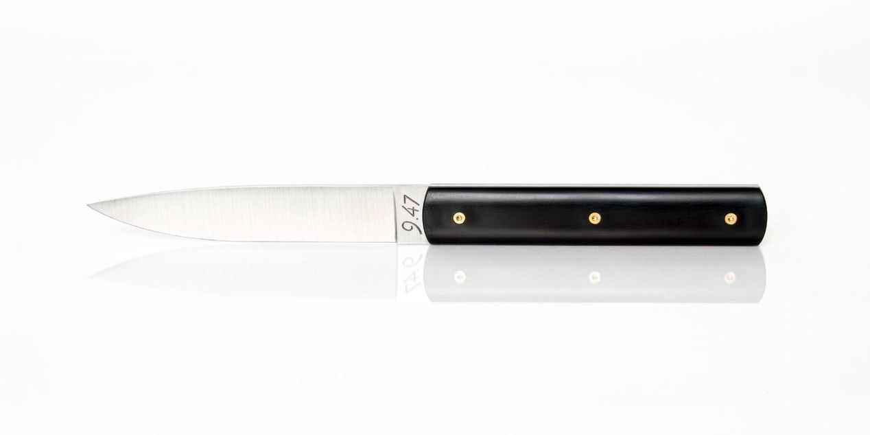 Perceval Table knife 947 polyacetal black handle golden screws
