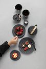 Pekoe Tallerken 21Cm Black Smooth
